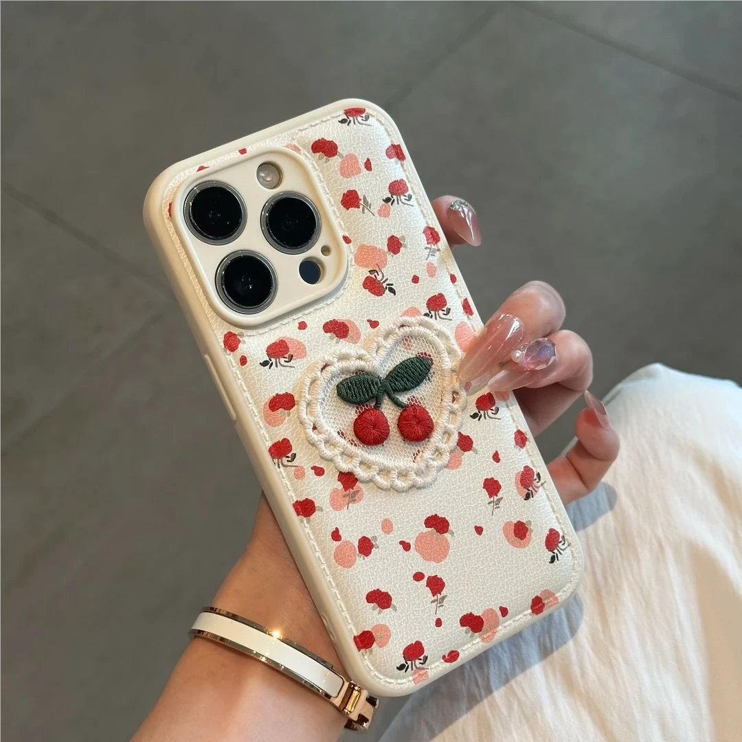 樱桃爱心蕾丝贴件手机壳适用iPhone16promax卡通苹果15/14/13小众