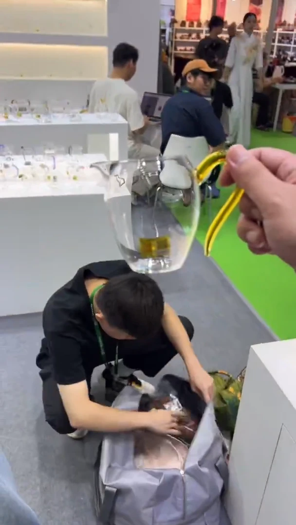 塑料@@禾墨清雅茶海浅黄色