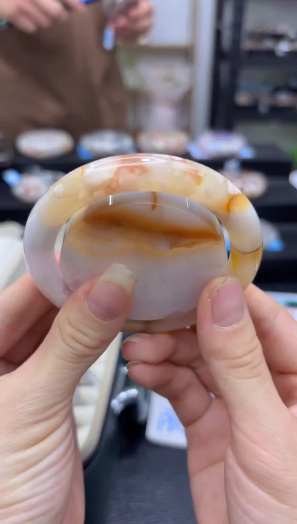 石英质玉手镯未镶嵌C799(57圈赠送镯心)