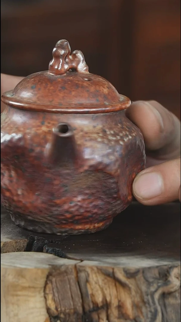 紫砂全手工手捏壶