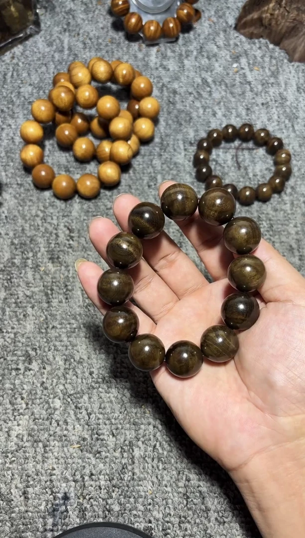 金丝楠手串/手链阴沉金丝楠2.0果香味68