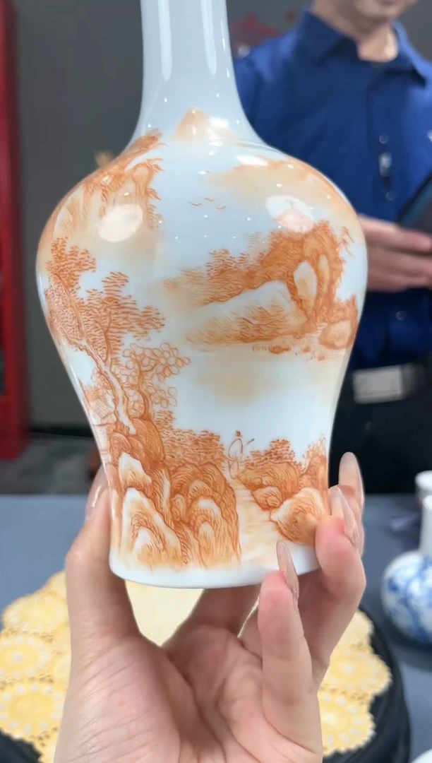 【闪购商品】官窑瓷画院845官窑瓷画院矾红山水摇铃樽