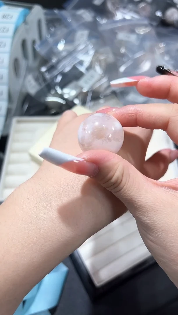 无无14f多样性发其一【1个】默认微瑕27mm