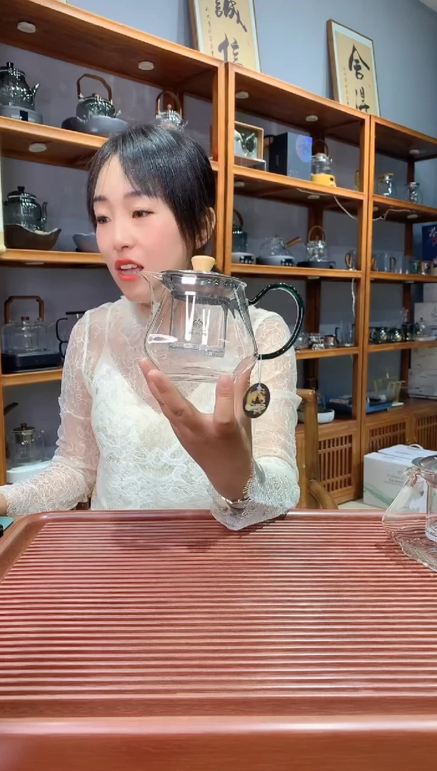 水晶玻璃无盖款鑫凤祥四方茶壶绿