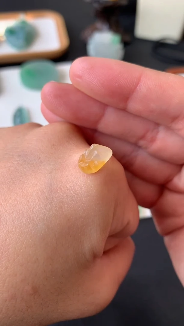 未镶嵌定制翡翠翡翠