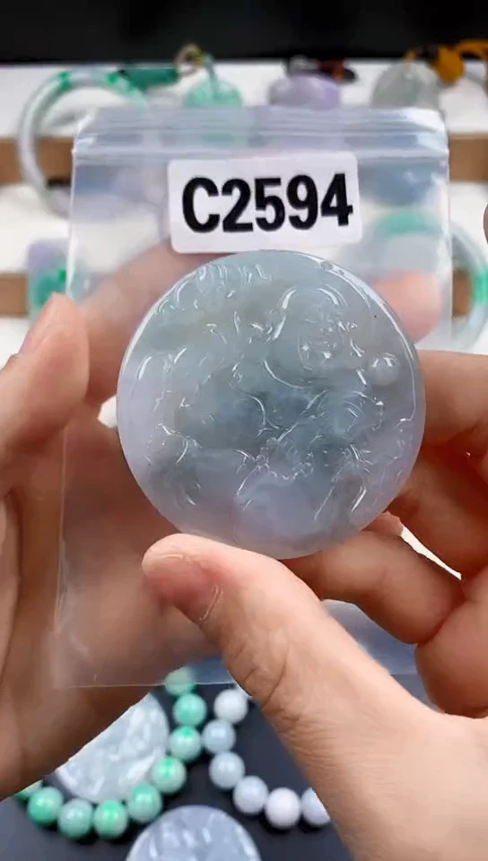 颈饰未镶嵌翡翠天然翡翠吊坠挂件