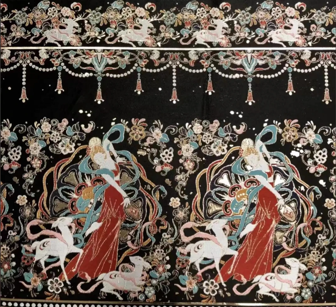 黑色敦煌飞天马面裙汉服定制春明汉服女织金妆花梯形点翠百褶螺钿