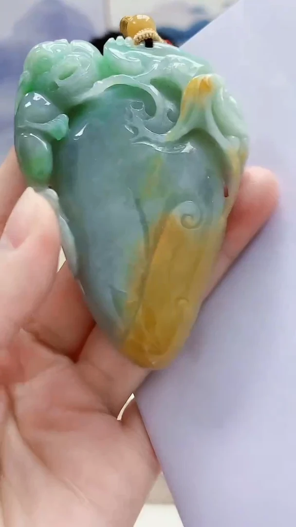 未镶嵌定制翡翠4852lr-毛货挂件82