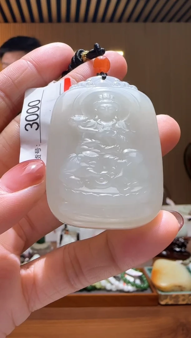 颈饰未镶嵌和田玉1