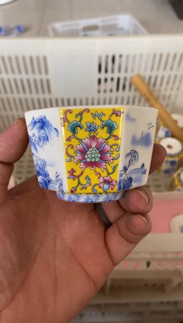 杯无运费险有瑕疵的摄影的产品有使用过的痕迹有点脏介意勿拍