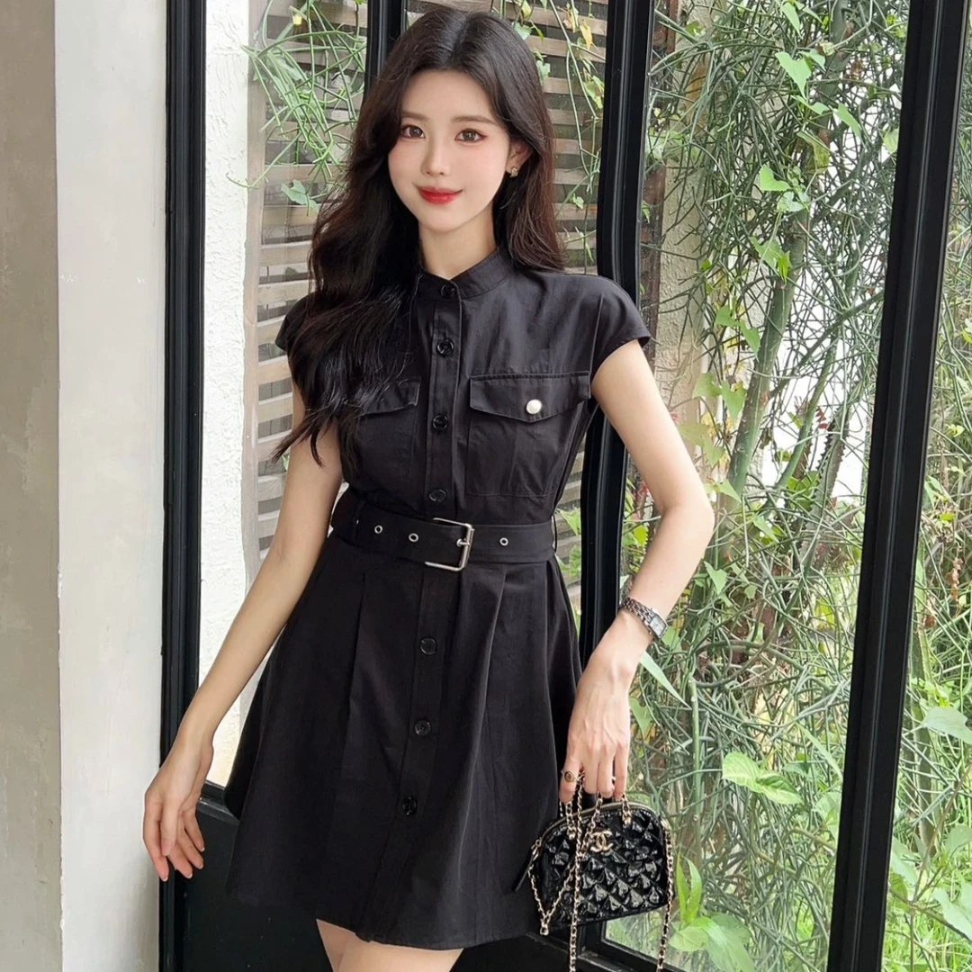 未使用 DIOR/迪奥 纯色单排扣喇叭无袖连衣裙/36