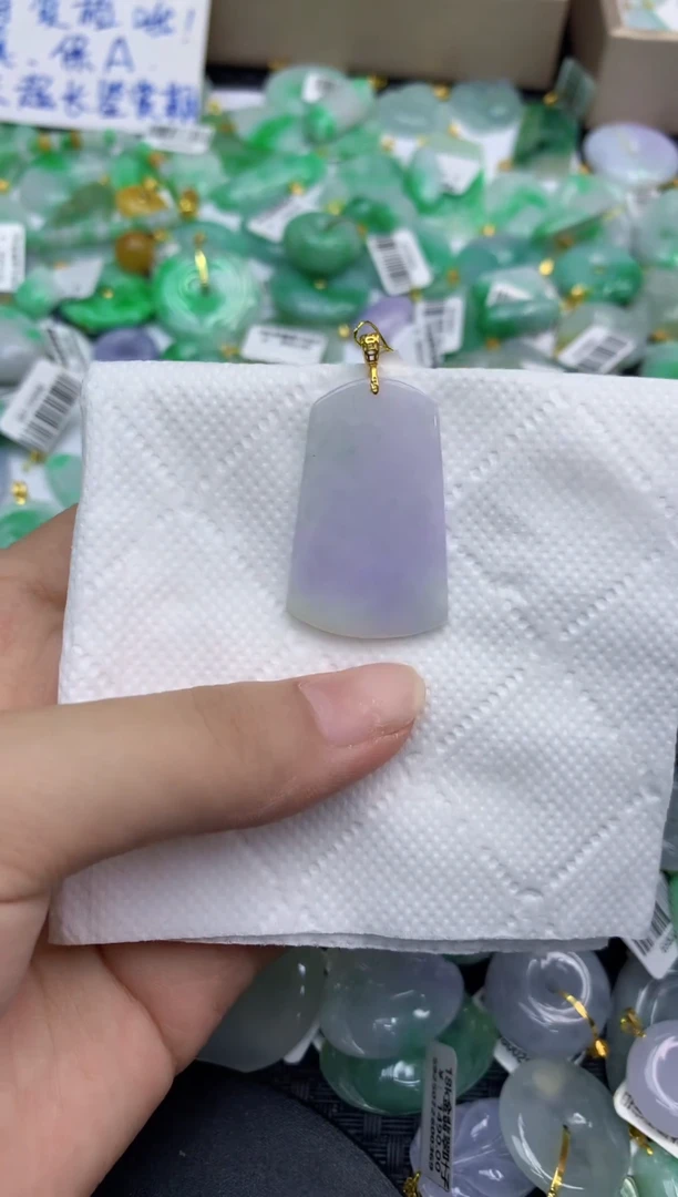 颈饰未镶嵌翡翠天然缅甸A货翡翠