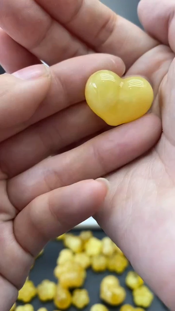 琥珀未镶嵌珠宝奇石1269