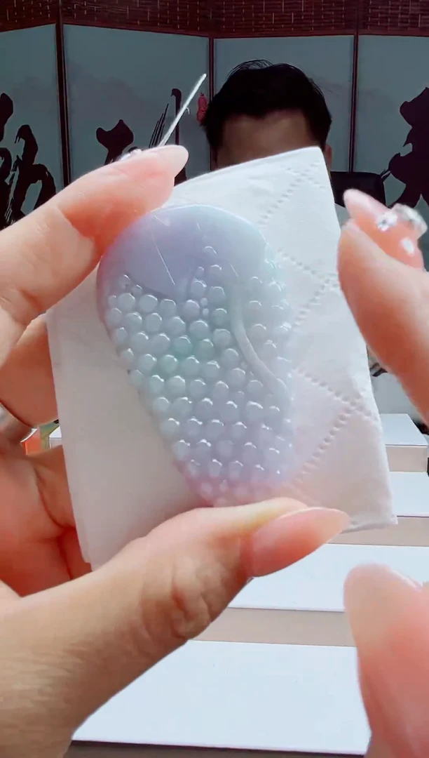 翡翠未镶嵌颈饰88888888
