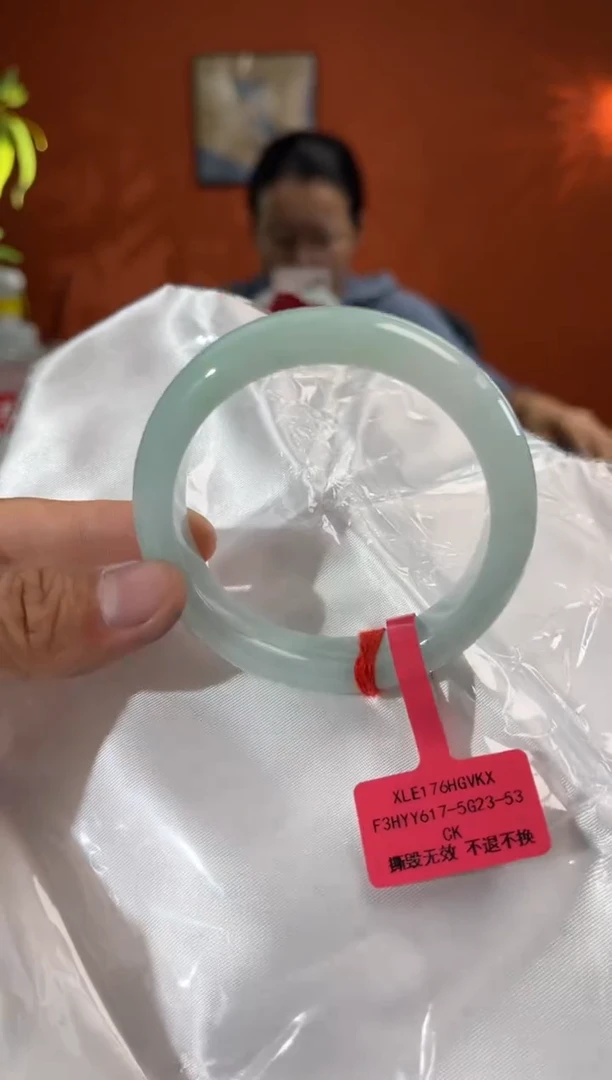 未镶嵌手镯翡翠翡翠手镯