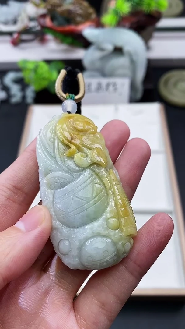 颈饰未镶嵌翡翠天然缅甸A货翡翠