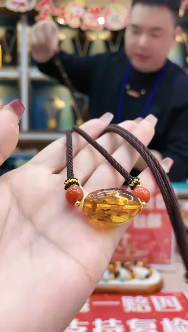 【闪购商品】琥珀裸石未镶嵌@@ZY30423033