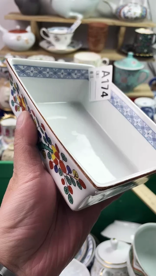 瓷片艾*娅77777777777 A174