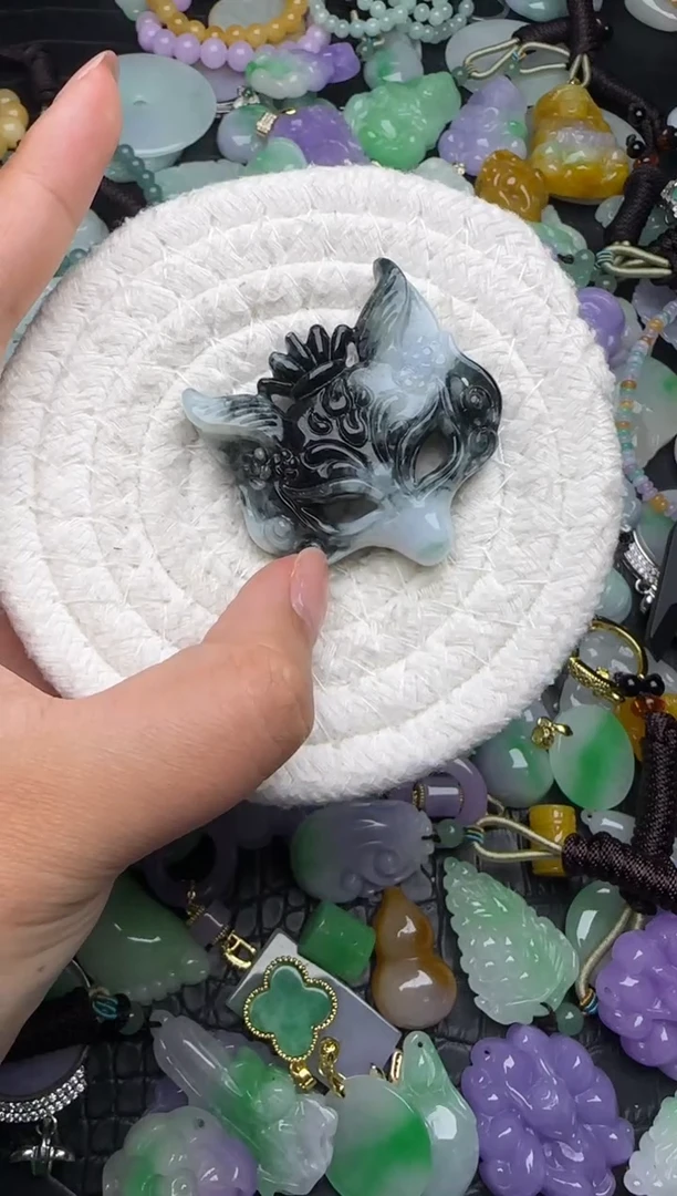 颈饰未镶嵌翡翠缅甸翡翠吊坠