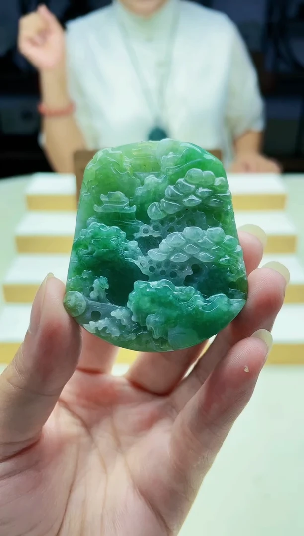 颈饰未镶嵌翡翠09150020