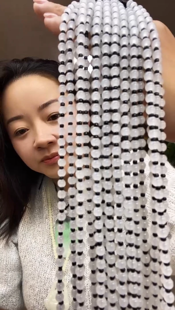 白冰卡5+链子多样性随机发一