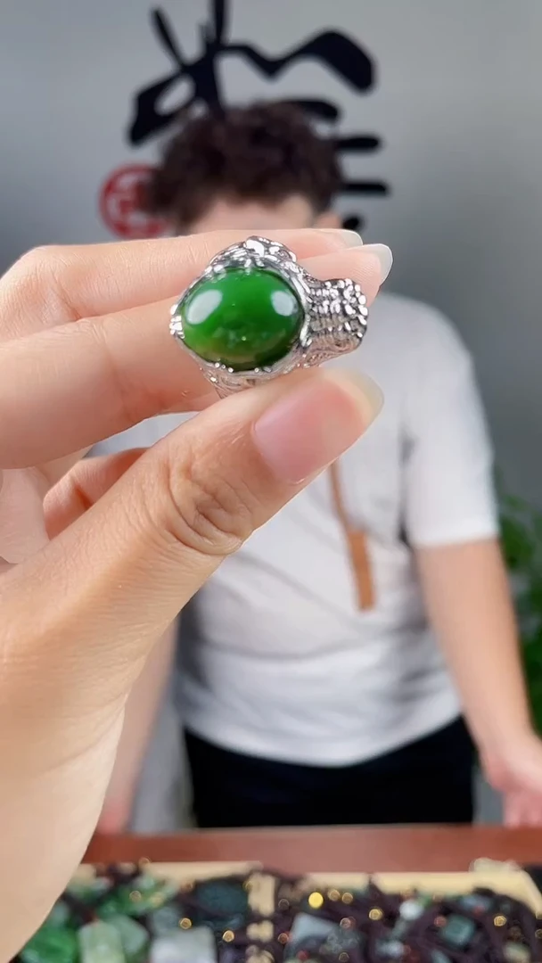 和田玉未镶嵌颈饰拍一发一，多样性发货