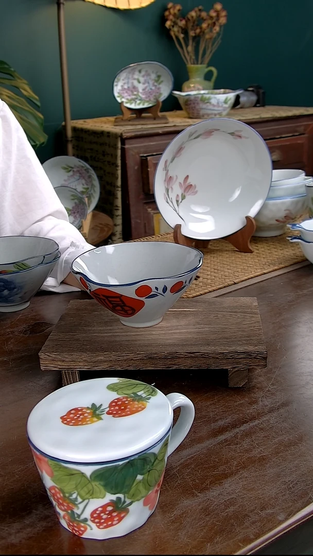 瓷片5.7英寸花口碗-福字