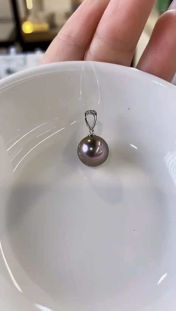 吊坠(不含链)18K金镶嵌海水珍珠11-12大溪地黑珍珠吊坠