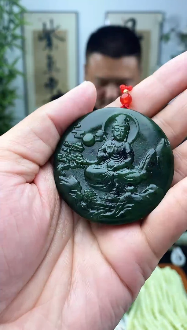 和田玉未镶嵌颈饰1