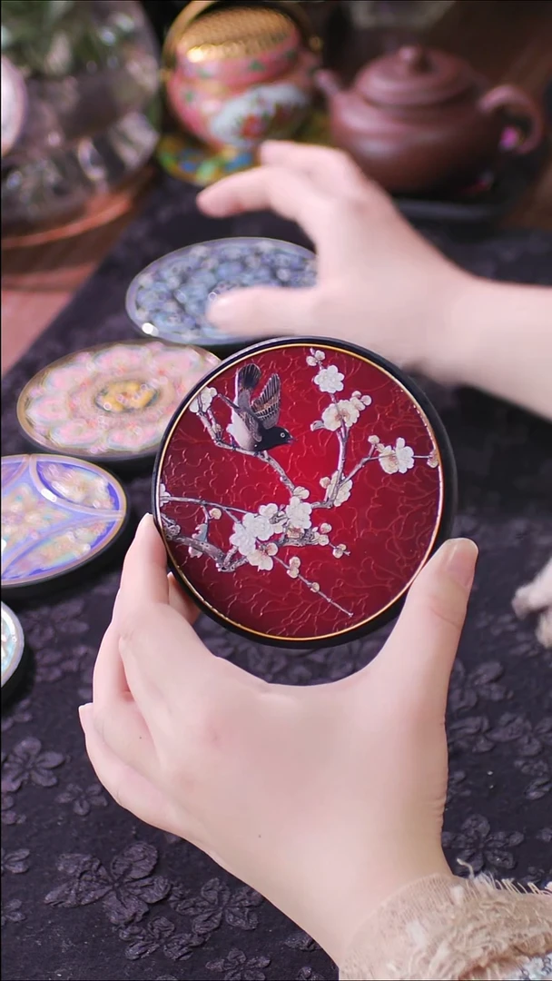 壹藏贰宝喜上眉梢图案杯垫一片