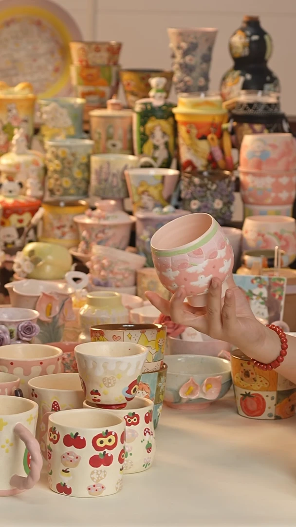 其他景德镇釉下彩手绘设计师款陶瓷