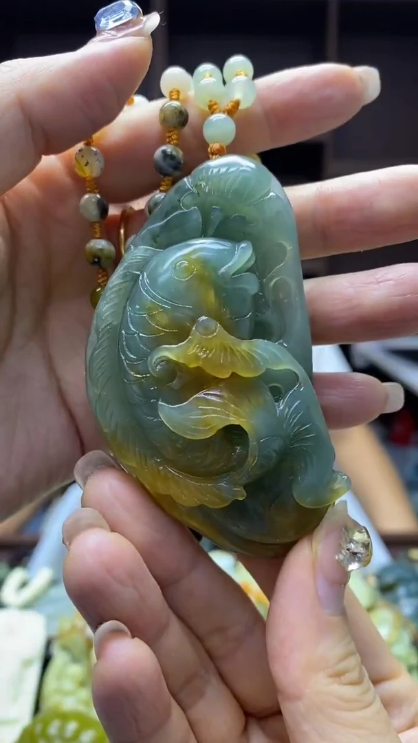 未镶嵌岫玉挂件