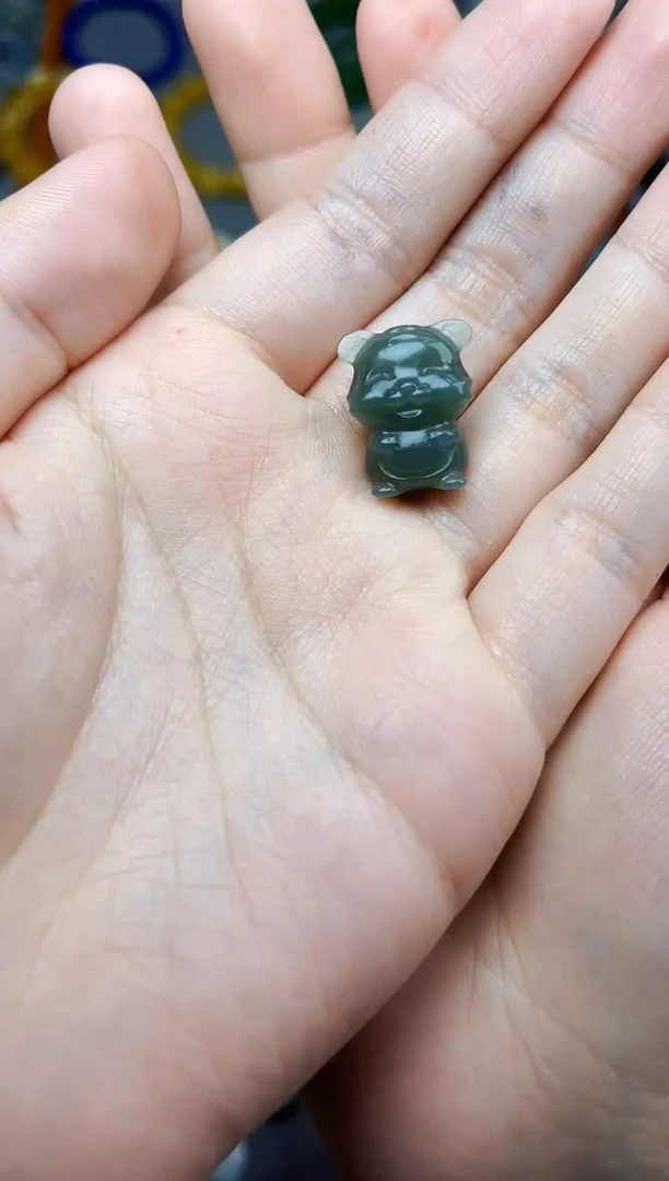 颈饰未镶嵌和田玉小老虎06