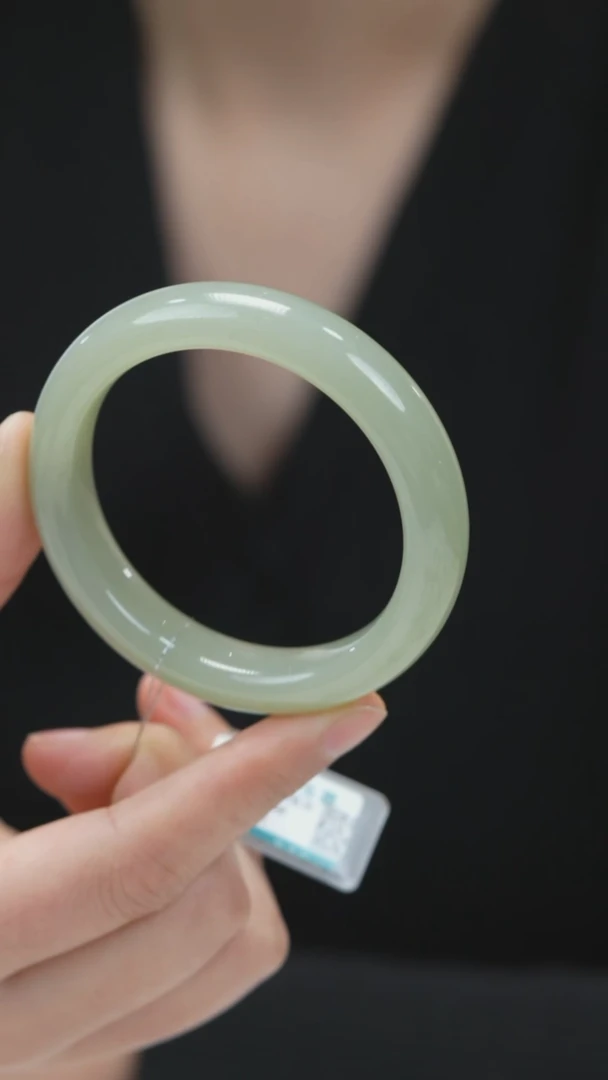 未镶嵌手镯和田玉和田玉手镯L0143