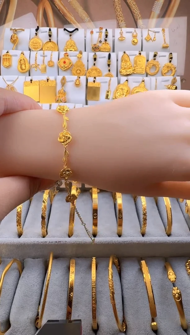 无足银玫瑰花手链     总重5.5g外1.4g