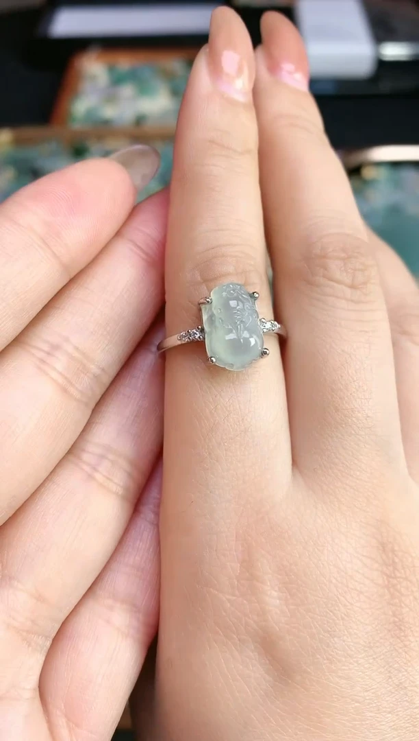 颈饰银S925镶嵌翡翠25112601