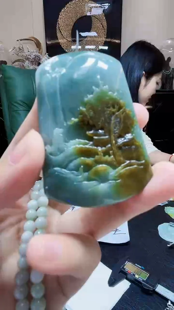 未镶嵌定制翡翠吊坠79