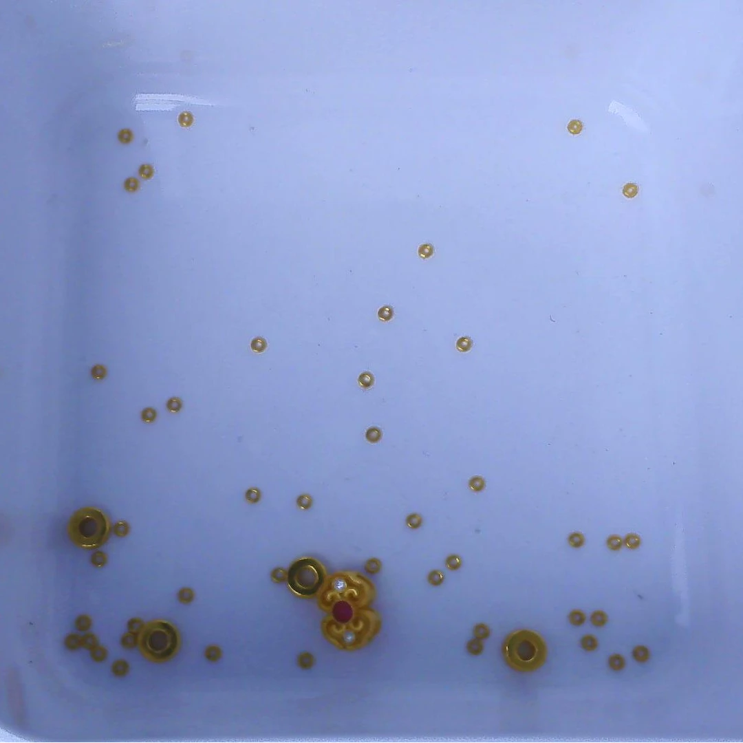 黄金足金小金 豆
