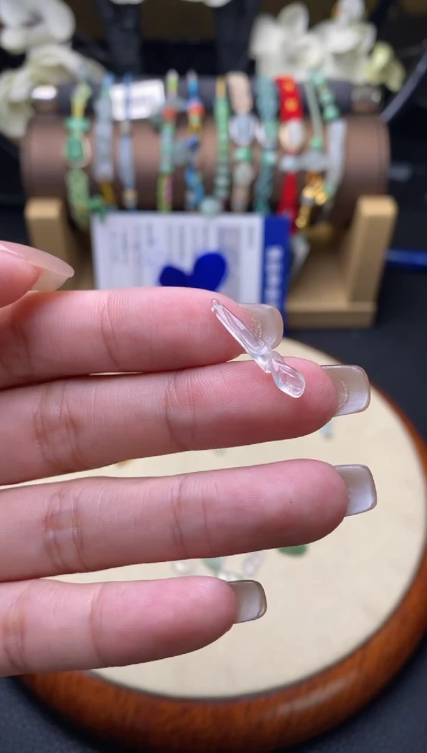 颈饰未镶嵌翡翠净货15587