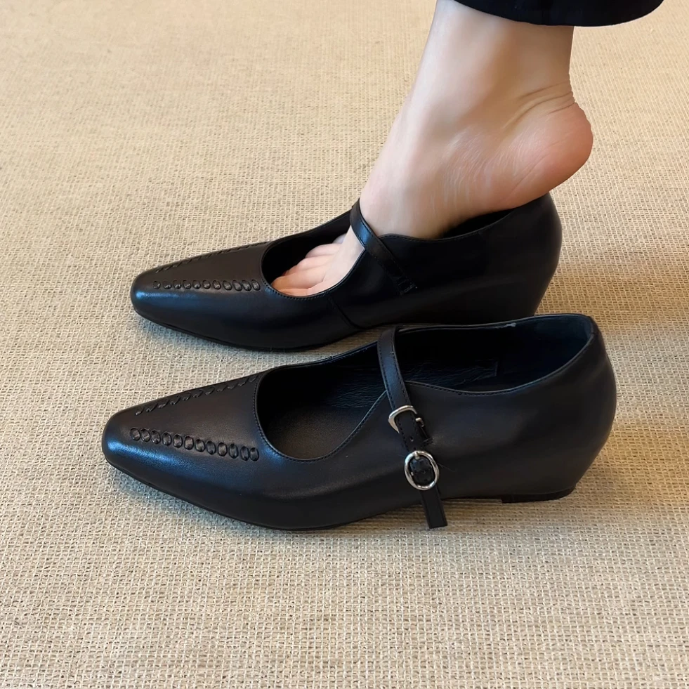 RubyL/5cm法式复古通勤百搭舒适一字扣带方头纯色内增高单鞋女款