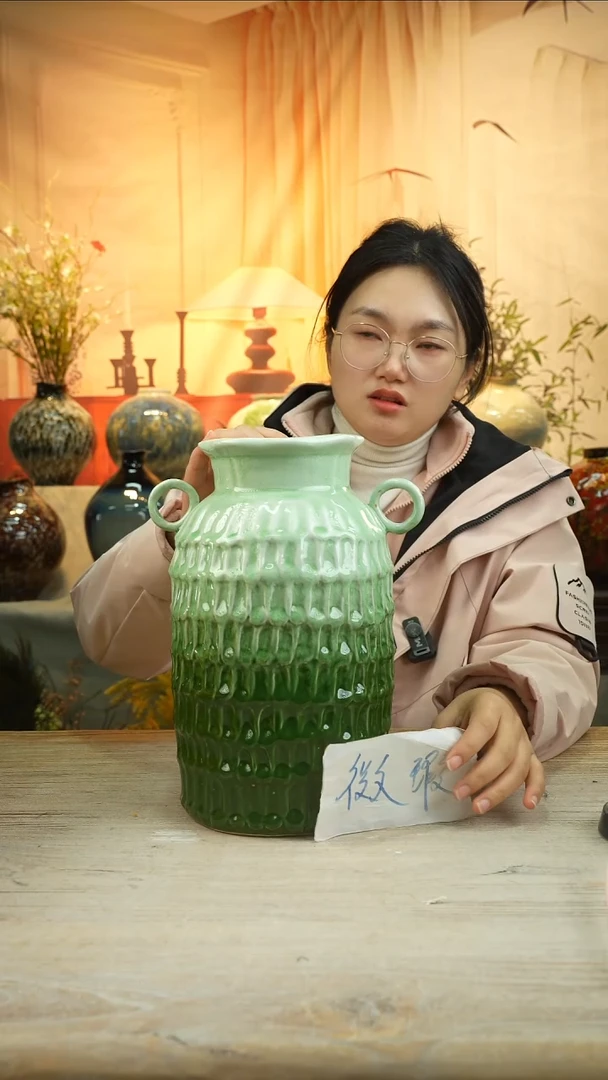 高29口13陶瓷花器