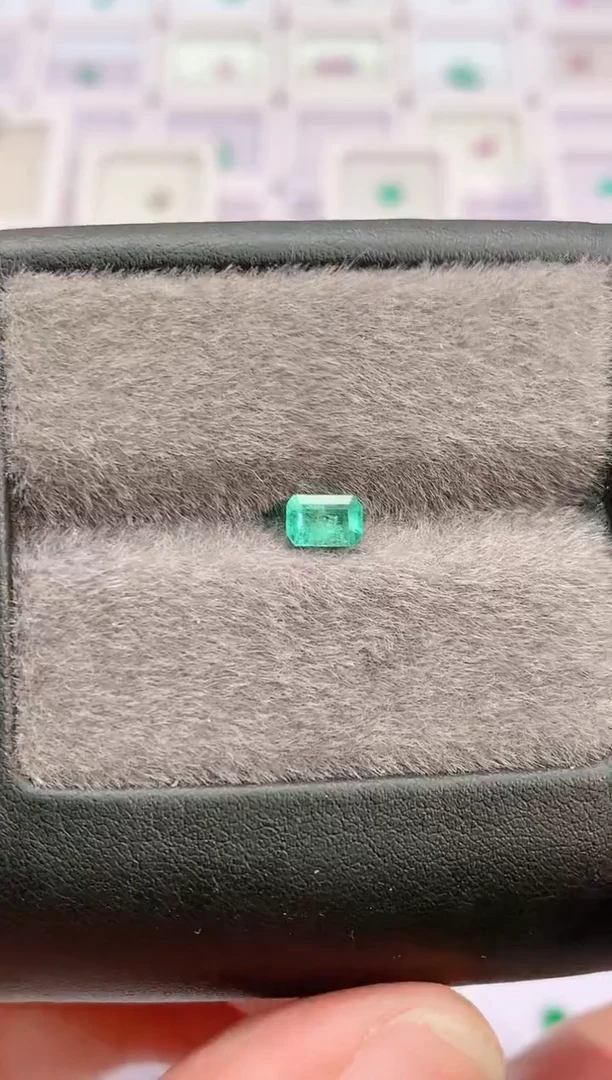 裸石祖母绿0.56-99天然祖母绿