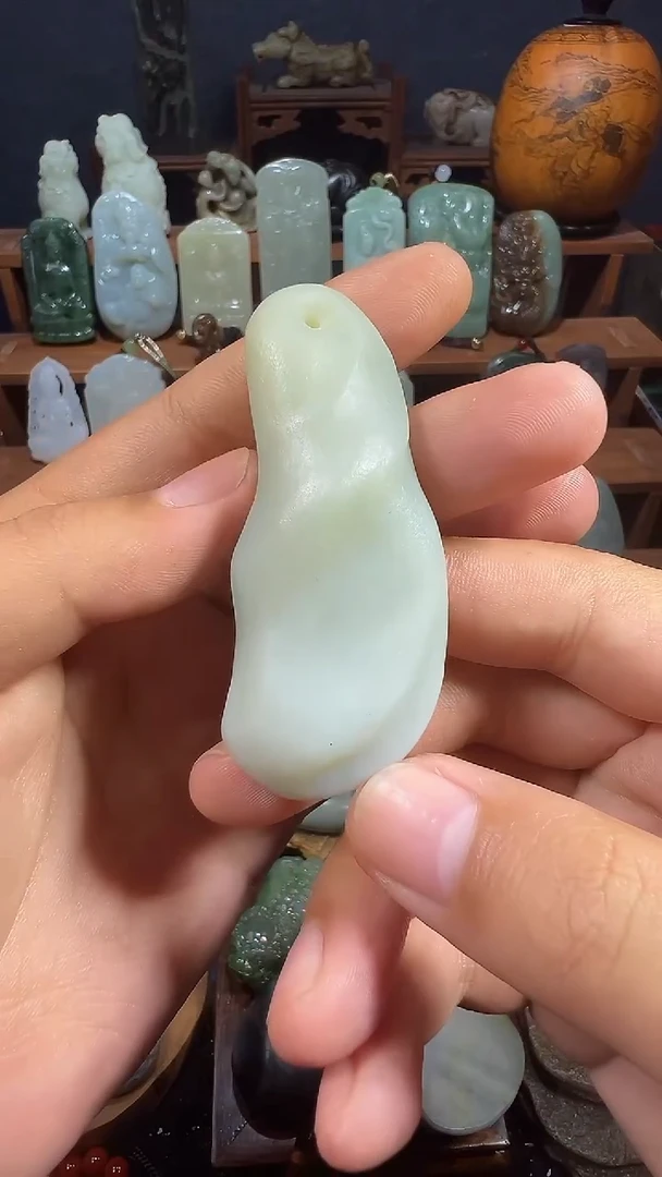 颈饰未镶嵌和田玉2