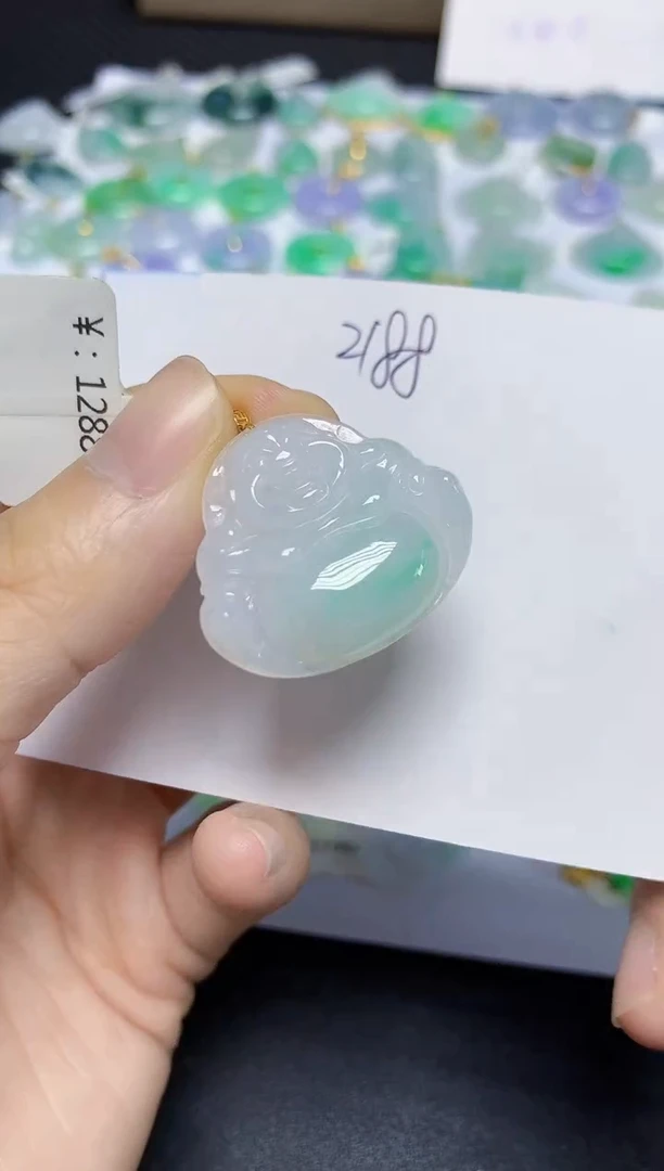 翡翠18K金镶嵌颈饰天然缅甸翡翠A货