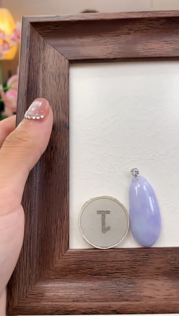 颈饰18K金镶嵌翡翠天然缅甸a货翡翠(多样性发其一)