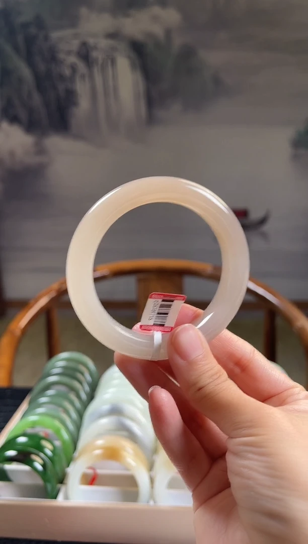 未镶嵌手镯和田玉57圈口9715