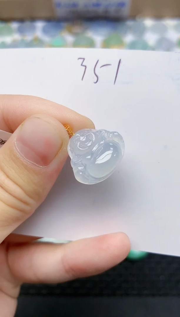 翡翠18K金镶嵌颈饰天然翡翠A货