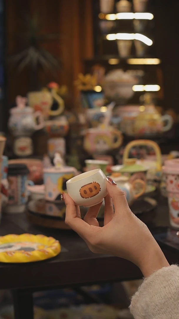 景德镇釉下彩绘设计师款式陶瓷