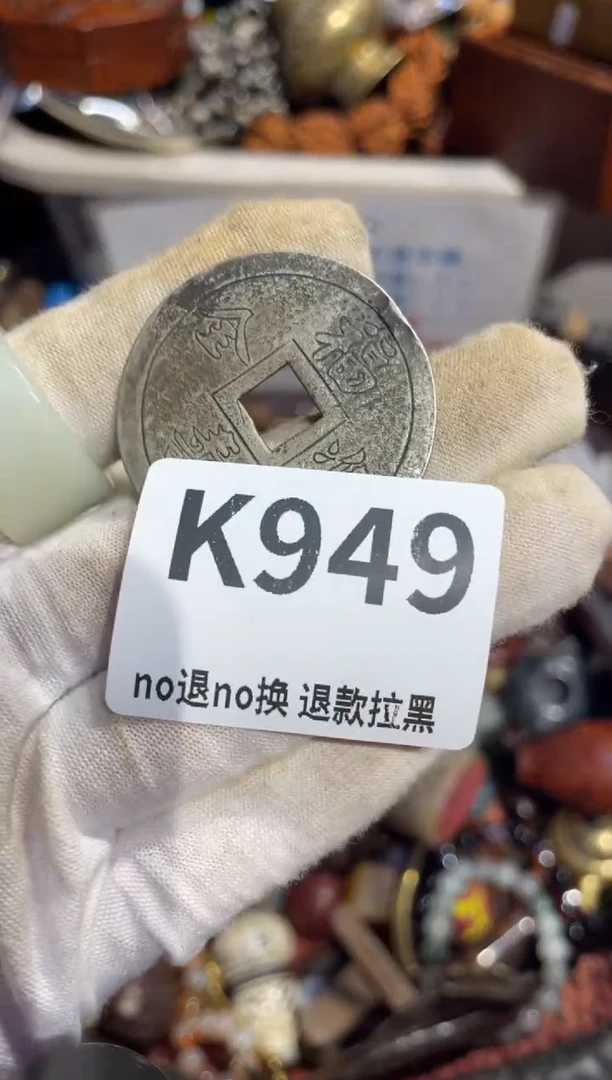 瓷片亚*湾表姐直播所见所得