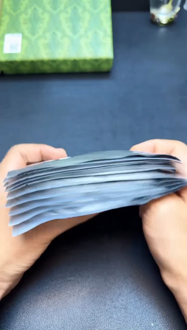 瓷片全新正品一件不留@@WE494